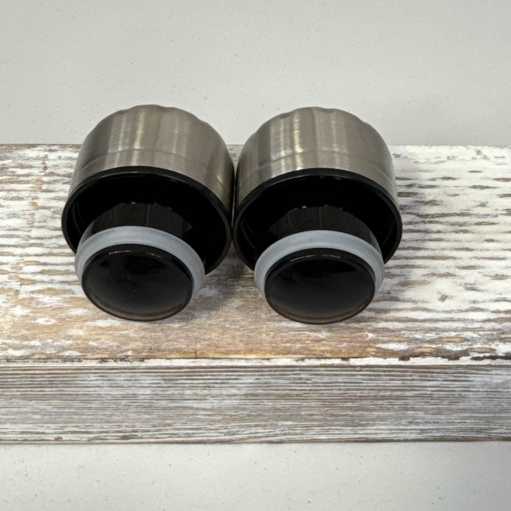 Mr. and Mrs. Insulated Water Bottles - Black and White - Picture 4 of 5